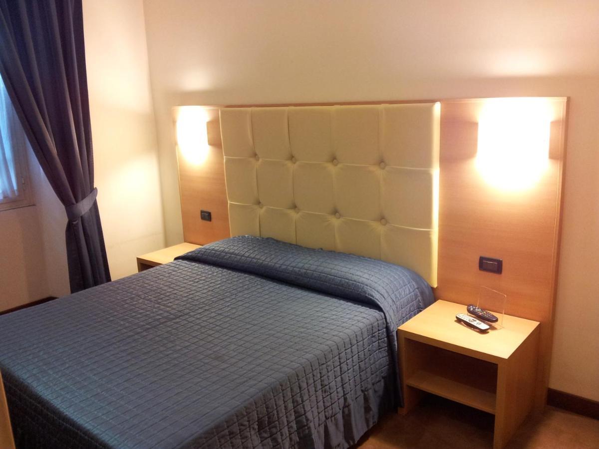 Residenza Cola Di Rienzo - In Gasthuis 2*